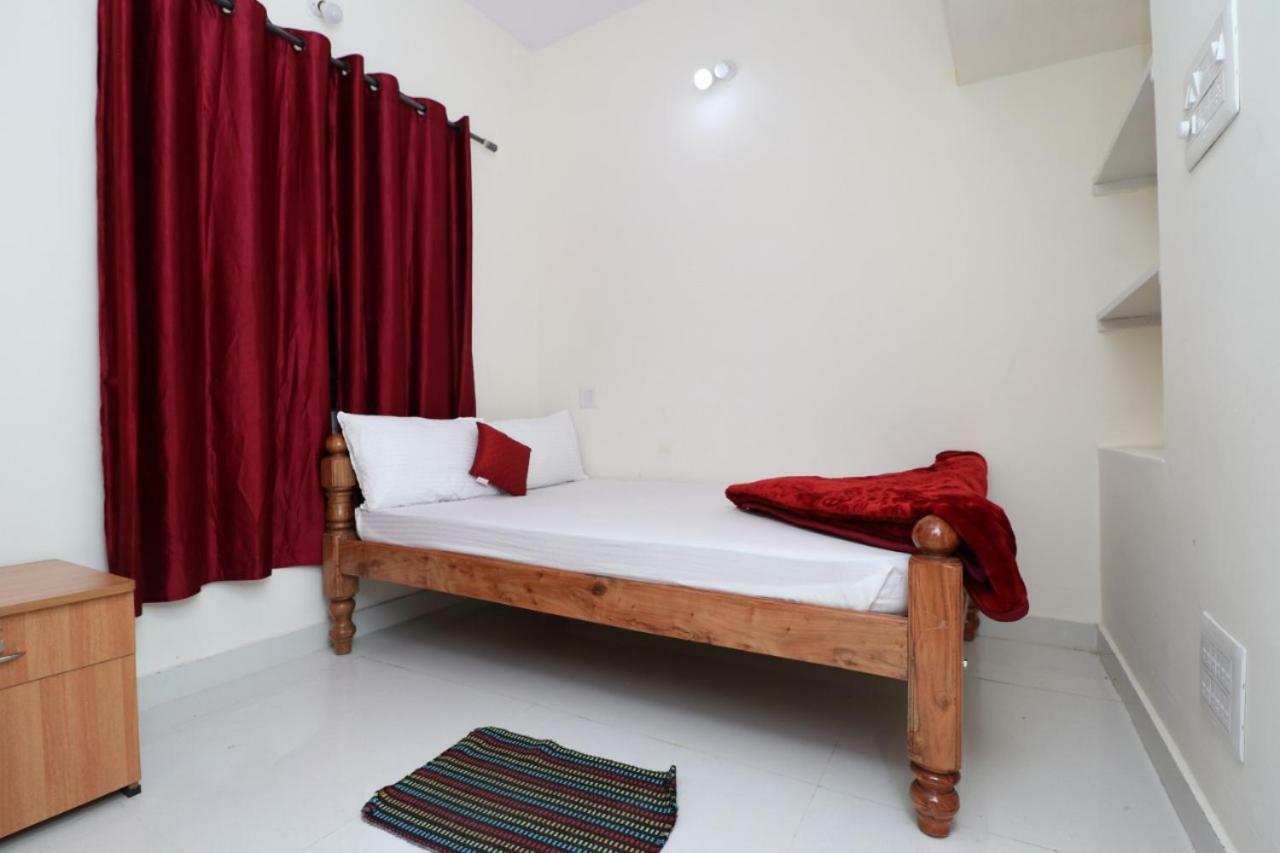 Wheel To Hills Stay Inn Service Apartments Chikmagalur Exterior photo